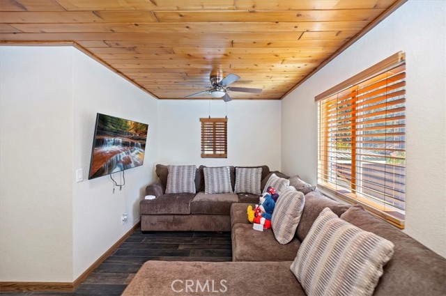 Detail Gallery Image 28 of 48 For 1308 Midway Bld, Big Bear City,  CA 92314 - 3 Beds | 2 Baths