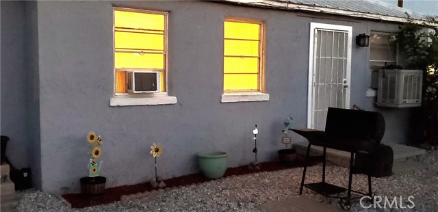 Detail Gallery Image 9 of 41 For 16726 Forrest Ave, Victorville,  CA 92395 - 2 Beds | 1 Baths
