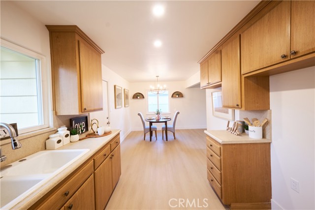 672 E Alexander Avenue, Merced CA: https://media.crmls.org/medias/f93d7c64-d5fc-4391-bfff-755a9afca5af.jpg