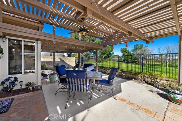 Detail Gallery Image 5 of 68 For 40296 via Estrada, Murrieta,  CA 92562 - 3 Beds | 2/1 Baths