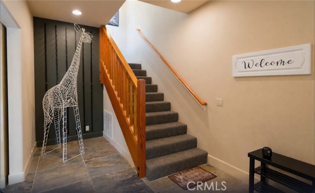 756 Brentwood, Lake Arrowhead, CA 92352