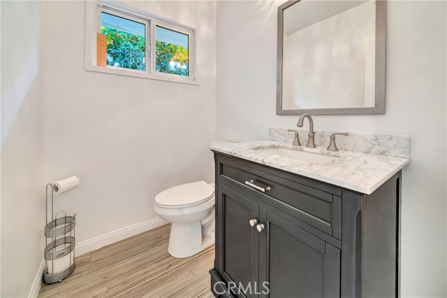 Detail Gallery Image 19 of 48 For 6136 Kentland, Woodland Hills,  CA 91367 - 4 Beds | 3 Baths