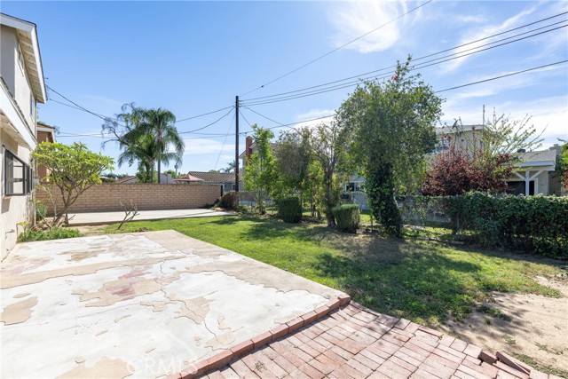 Image 4 of 27 For 6485 Clovis  