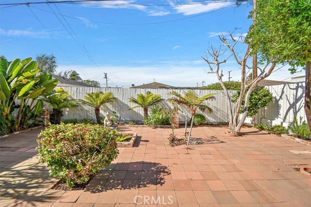 4543 W 168th Street, Lawndale CA: https://media.crmls.org/medias/f940537d-b99b-4e4f-a35a-5fa999447554.jpg