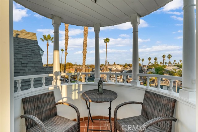 Detail Gallery Image 32 of 38 For 309 21st, Huntington Beach,  CA 92648 - 4 Beds | 3/1 Baths
