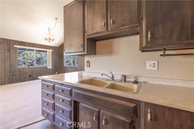 Detail Gallery Image 13 of 48 For 1095 Mount Verdi Rd, Big Bear City,  CA 92314 - 3 Beds | 2 Baths