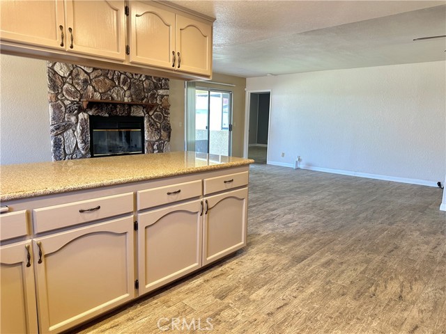 Detail Gallery Image 12 of 31 For 14804 Crofton Ln, Helendale,  CA 92342 - 3 Beds | 2 Baths