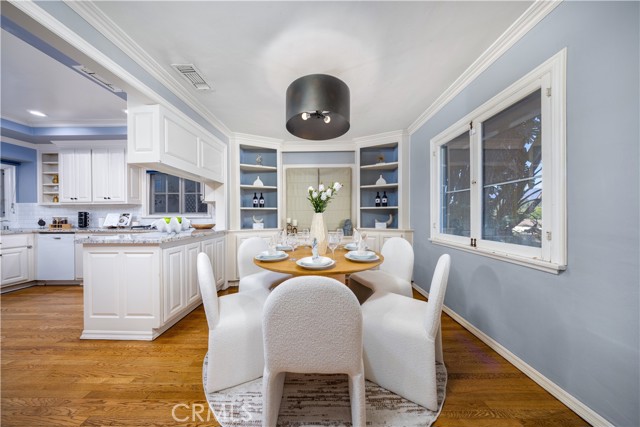 Detail Gallery Image 6 of 49 For 355 Malcolm Dr, Pasadena,  CA 91105 - 3 Beds | 2 Baths
