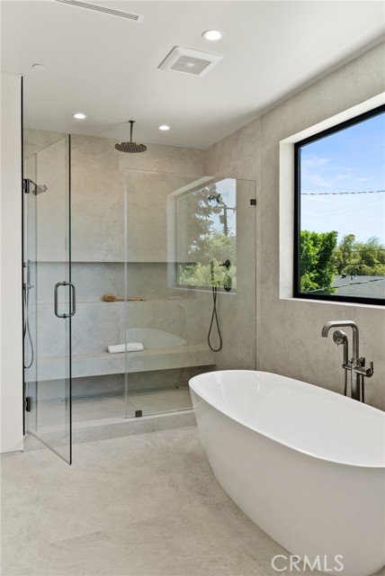 Detail Gallery Image 35 of 65 For 14738 Otsego St, Sherman Oaks,  CA 91403 - 5 Beds | 5/1 Baths