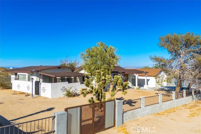 Detail Gallery Image 31 of 39 For 62020 Highland View Dr, Joshua Tree,  CA 92252 - 2 Beds | 2 Baths