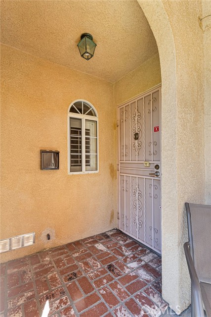 Detail Gallery Image 4 of 27 For 19078 Frances St, Apple Valley,  CA 92308 - 2 Beds | 2 Baths