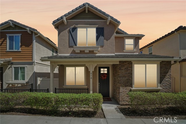 Detail Gallery Image 2 of 57 For 618 S Brampton Ln, Rialto,  CA 92376 - 4 Beds | 3 Baths