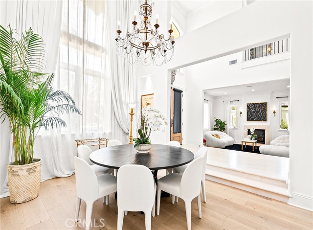 23477 Park Colombo, Calabasas CA: https://media.crmls.org/medias/f945c664-f540-4033-a2c0-ae02787d0cfa.jpg