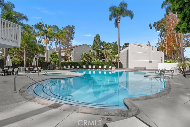 Detail Gallery Image 37 of 43 For 11 Baruna Ct #55,  Newport Beach,  CA 92663 - 3 Beds | 2/1 Baths