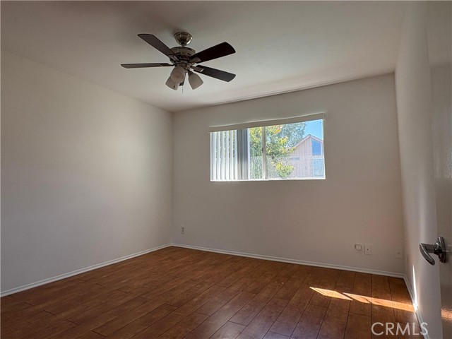 Detail Gallery Image 13 of 32 For 18619 Collins #F29,  Tarzana,  CA 91356 - 2 Beds | 2 Baths