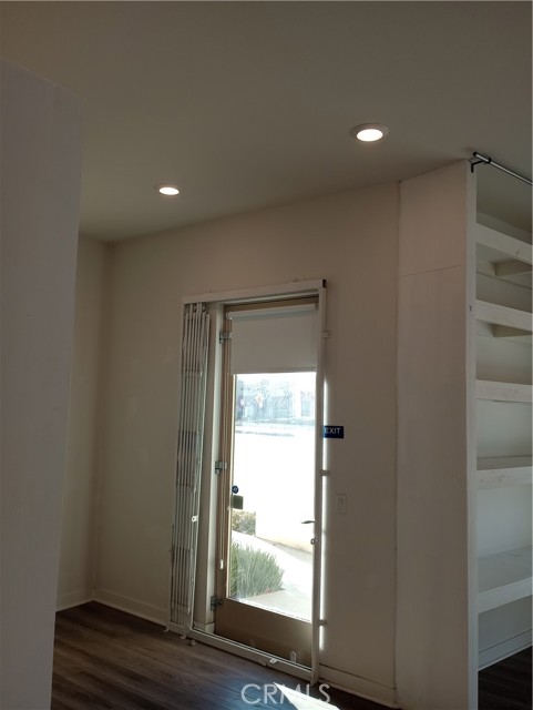 1 st floor commercial use front door