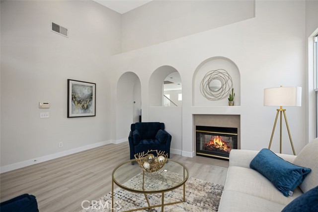 Detail Gallery Image 4 of 32 For 2 Allaire Way, Aliso Viejo,  CA 92656 - 3 Beds | 2/1 Baths