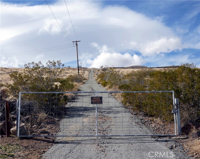 Detail Gallery Image 3 of 63 For 56365 Terra Vista Dr, Yucca Valley,  CA 92284 - – Beds | – Baths