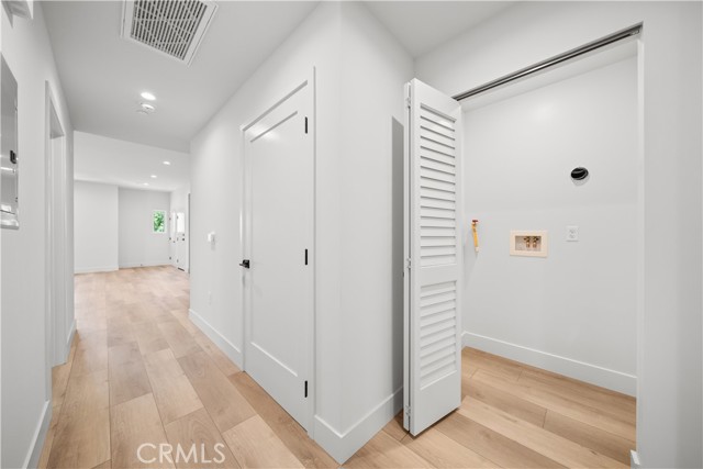 150 S Oak Knoll Avenue, Pasadena CA: https://media.crmls.org/medias/f94a08e2-ba33-4f85-8ad9-993e53ce2ad8.jpg