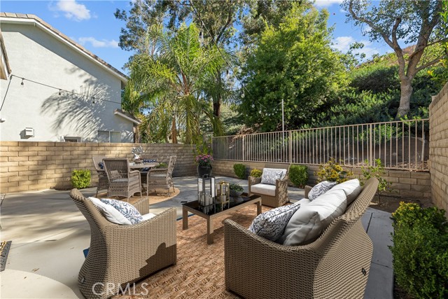 28330 Medlar Drive, Valencia CA: https://media.crmls.org/medias/f94a4325-9eca-4588-b250-be7ffc195518.jpg