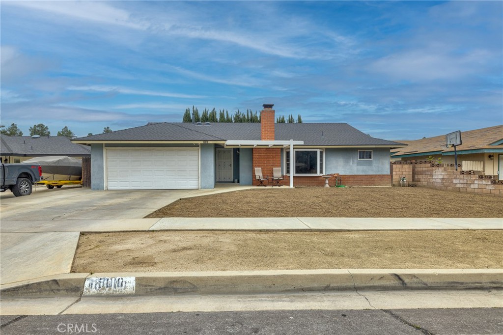 15010 Oakwood Lane