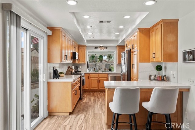 Detail Gallery Image 8 of 32 For 1330 Del Rio Way, Ontario,  CA 91764 - 3 Beds | 2 Baths