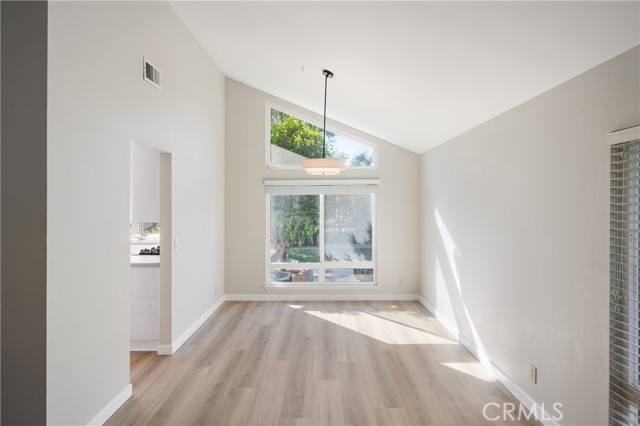 Detail Gallery Image 4 of 23 For 2 Glorieta, Irvine,  CA 92620 - 4 Beds | 2 Baths