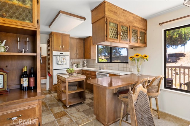 2030 Sombrero Drive, Los Osos CA: https://media.crmls.org/medias/f94b1ded-2fd1-42a8-8a01-335916637d00.jpg
