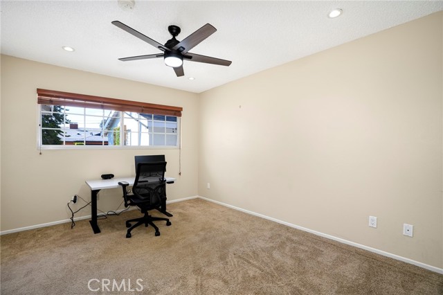 930 Larker Avenue photo 24