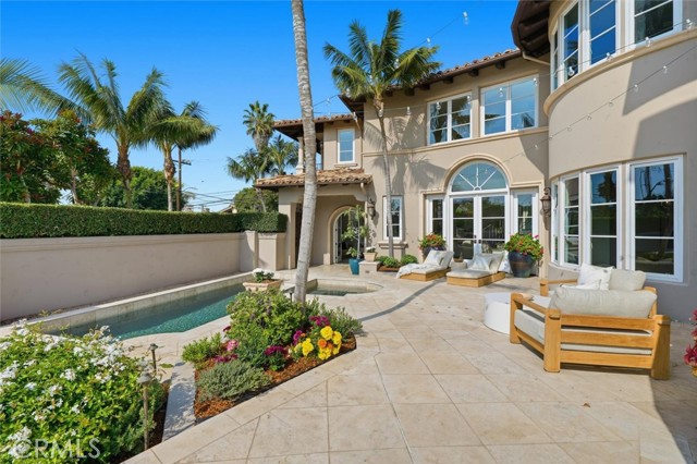 1000 Highview Ave, Manhattan Beach, California 90266, 5 Bedrooms Bedrooms, ,4 BathroomsBathrooms,Residential,For Sale,Highview Ave,SB25254287