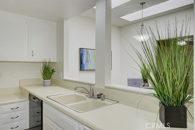 Detail Gallery Image 13 of 25 For 537 via Estrada #C,  Laguna Woods,  CA 92637 - 2 Beds | 2 Baths