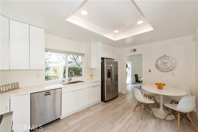 Detail Gallery Image 25 of 28 For 10 Windsong, Irvine,  CA 92614 - 3 Beds | 2 Baths
