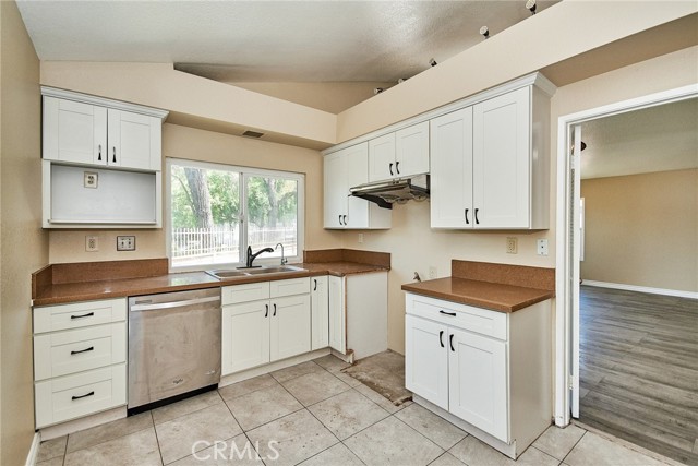 Detail Gallery Image 11 of 16 For 3273 Ashgate Way, Ontario,  CA 91761 - 3 Beds | 2 Baths
