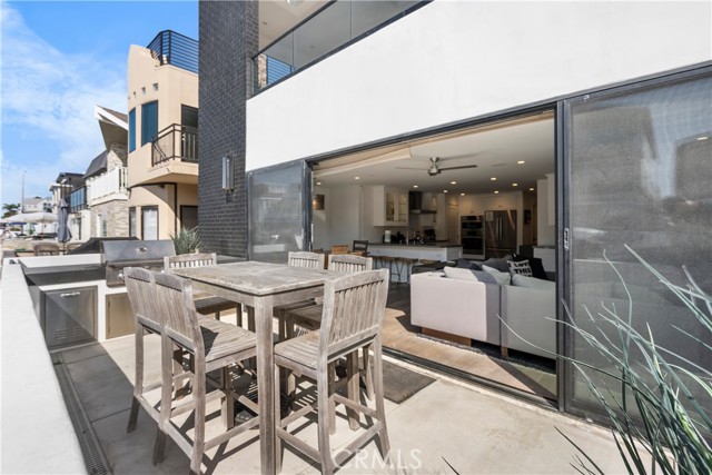 112 30th Street, Newport Beach CA: https://media.crmls.org/medias/f94f01f4-8a42-484e-b13a-5ced675d9f39.jpg