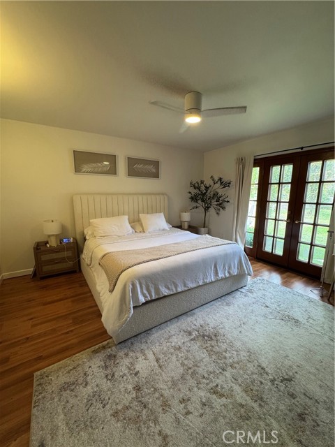 Detail Gallery Image 10 of 20 For 5341 Dubois Ave, Woodland Hills,  CA 91367 - 4 Beds | 2/1 Baths