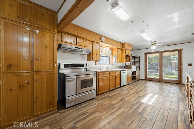 Detail Gallery Image 4 of 25 For 33456 Steele, Agua Dulce,  CA 91390 - 3 Beds | 3 Baths