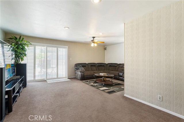 Detail Gallery Image 17 of 41 For 6845 Glacier Dr, Riverside,  CA 92506 - 3 Beds | 1/1 Baths