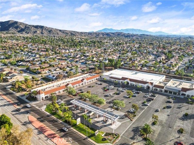 12190 Perris Blvd, Moreno Valley CA: https://media.crmls.org/medias/f9508ed1-c5a8-4bc4-b866-256a1eac7c61.jpg