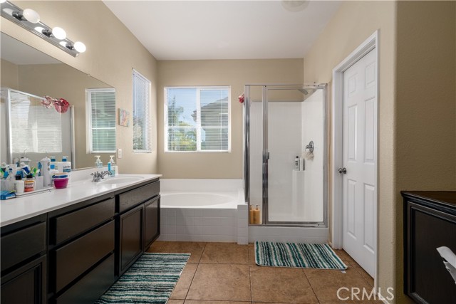 38096 Talavera Court, Murrieta CA: https://media.crmls.org/medias/f950e217-f70d-456b-8c59-53468b5c83f7.jpg