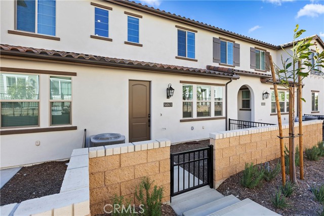 MLS# OC23013695
