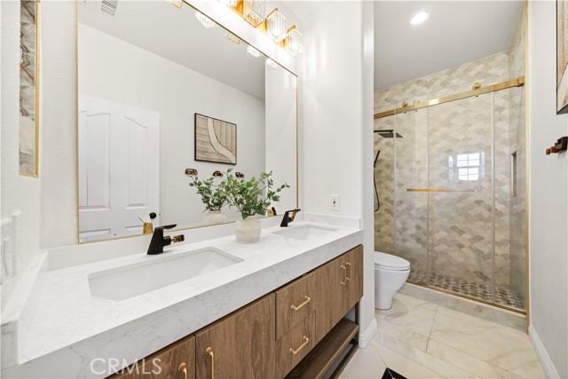 Image 46 of 71 For 23195 Stoneridge