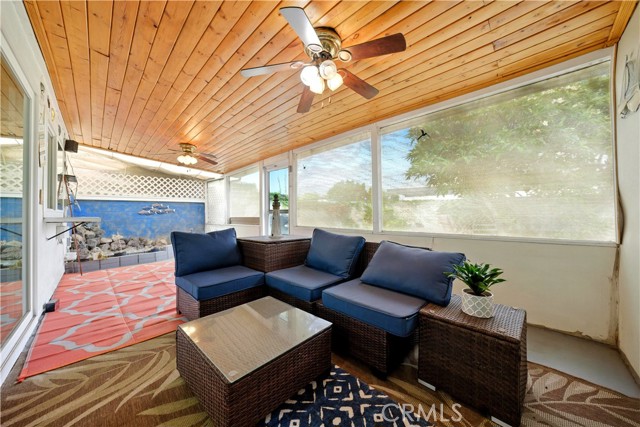 11811 La Serna Drive, Whittier CA: https://media.crmls.org/medias/f95376c5-1856-4b10-a795-a17fdb58ac8c.jpg