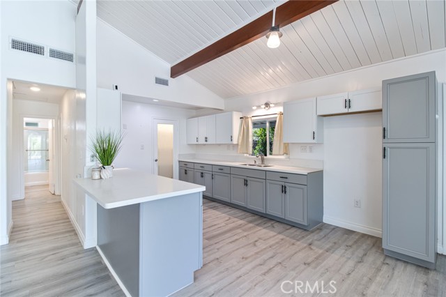 17300 Grand Avenue, Lake Elsinore CA: https://media.crmls.org/medias/f9538c3d-7d28-4563-ac31-1276661b9b89.jpg