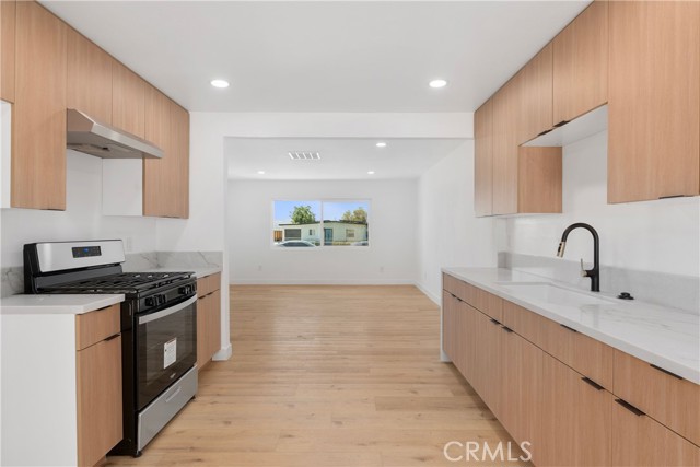25742 7th Street, San Bernardino CA: https://media.crmls.org/medias/f953a6ac-d51f-46a6-9c38-d23586e1154e.jpg