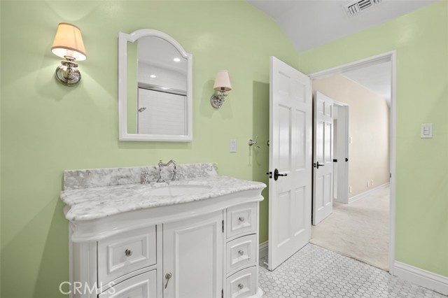 Detail Gallery Image 55 of 74 For 1627 Arbor Dr, Glendale,  CA 91202 - 4 Beds | 4/1 Baths
