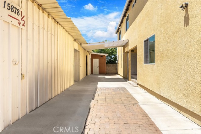 15874 Meadowside Street, La Puente CA: https://media.crmls.org/medias/f9543da0-6b1c-4759-bd63-9480b5719d9e.jpg