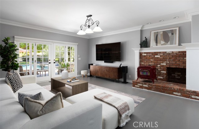 10762 Meads, Orange CA: https://media.crmls.org/medias/f955a7bc-74d0-4971-bf6e-ed79fa74f345.jpg