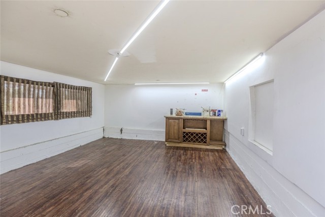 Detail Gallery Image 27 of 40 For 1039 E Santa Anita Ave, Burbank,  CA 91501 - 3 Beds | 3 Baths