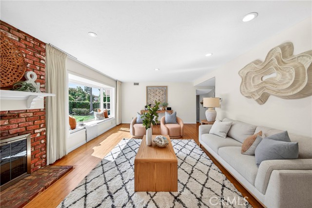 29604 Stonecrest Road, Rancho Palos Verdes, California 90275, 5 Bedrooms Bedrooms, ,3 BathroomsBathrooms,Residential,For Sale,Stonecrest,SB26090809
