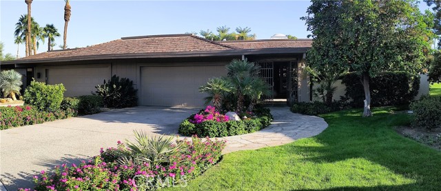Detail Gallery Image 2 of 73 For 6 Whittier Ct, Rancho Mirage,  CA 92270 - 3 Beds | 3 Baths
